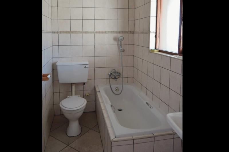 1 Bedroom Property for Sale in Heiderand Western Cape